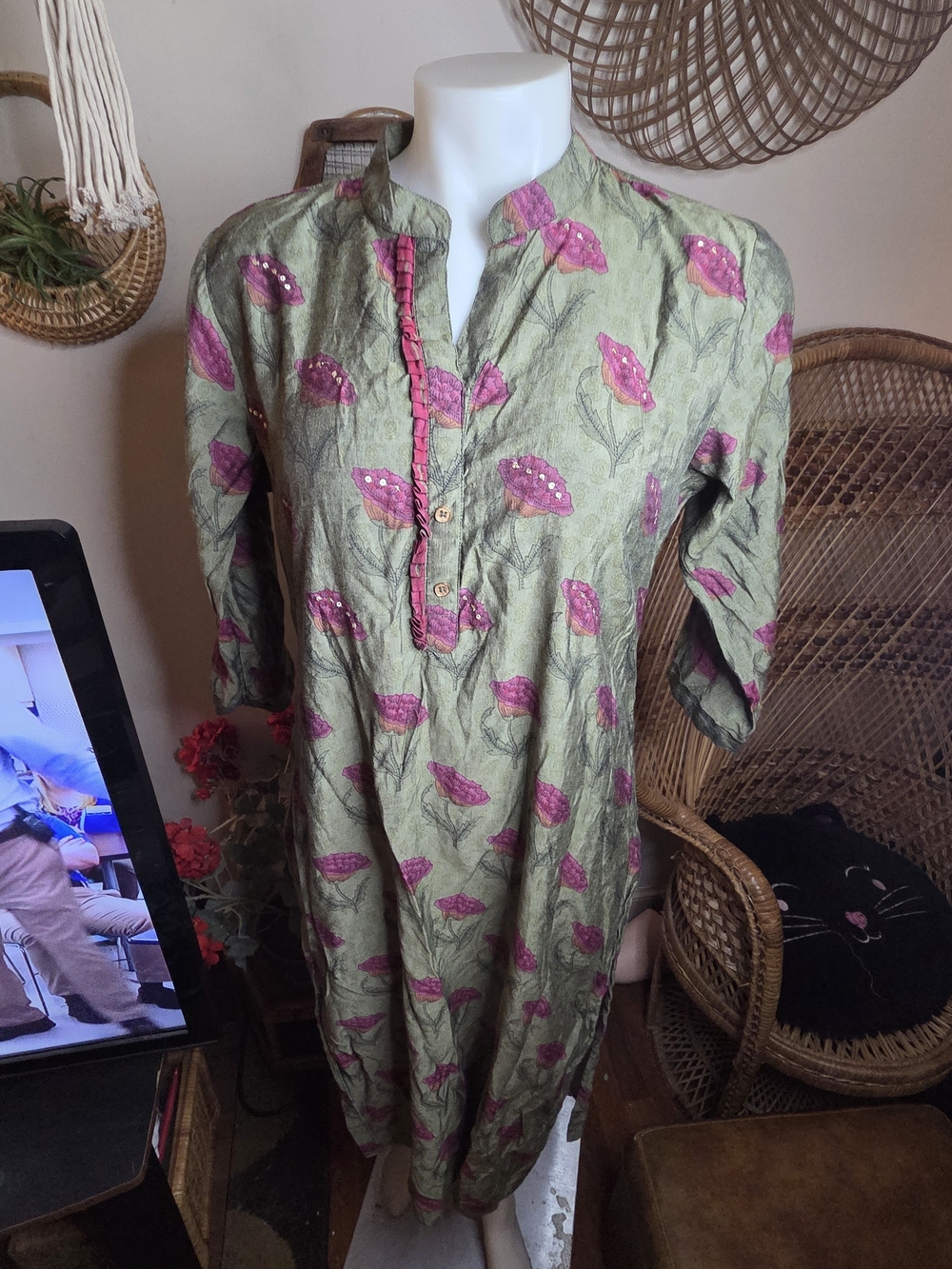 Olive Green Floral Kurta with Pink Blooms